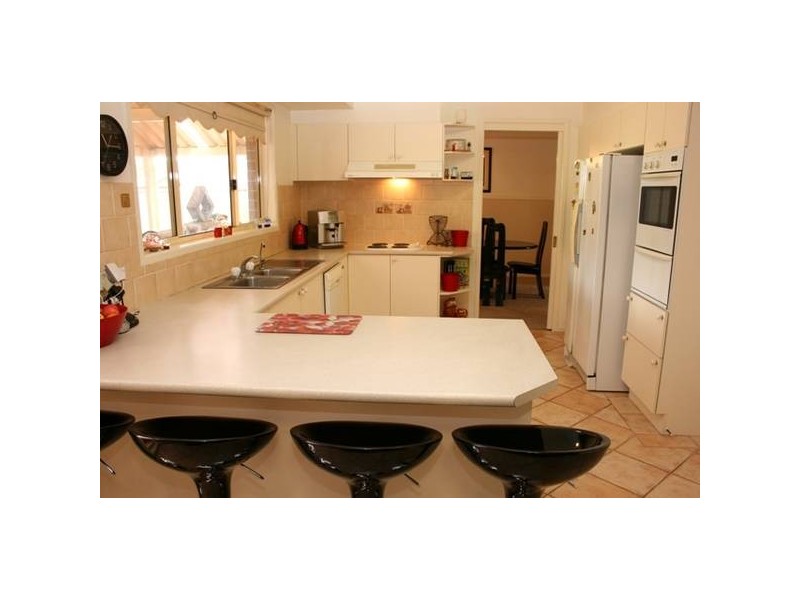 17 Chester Close, Kanwal NSW 2259