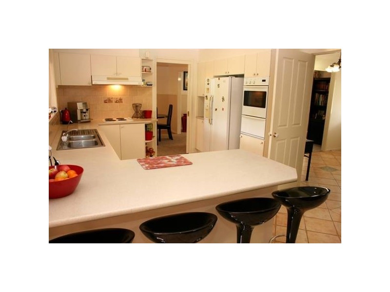 17 Chester Close, Kanwal NSW 2259