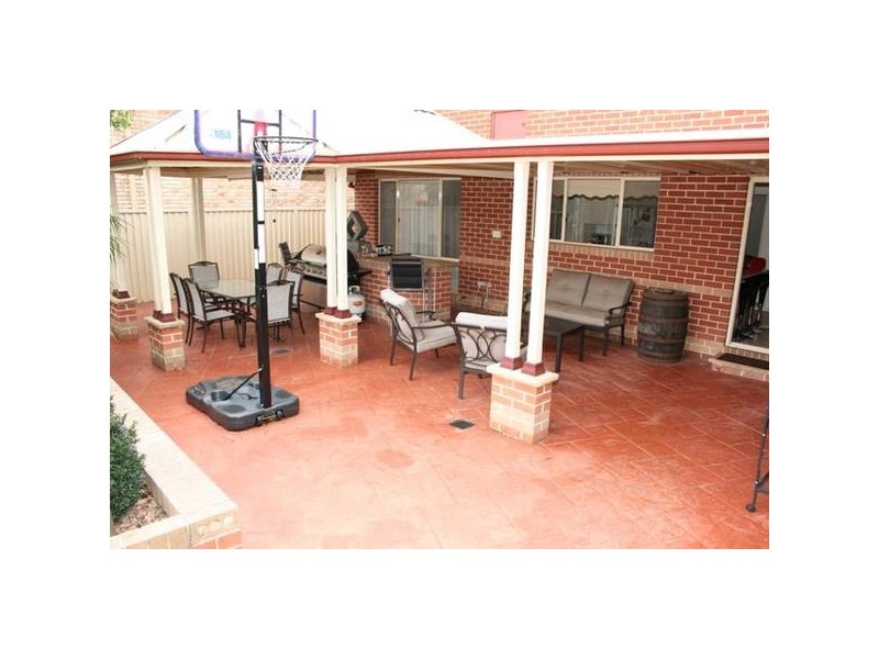 17 Chester Close, Kanwal NSW 2259