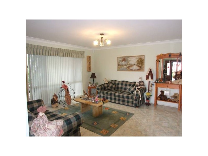 31 Tradewinds Avenue, Summerland Point NSW 2259