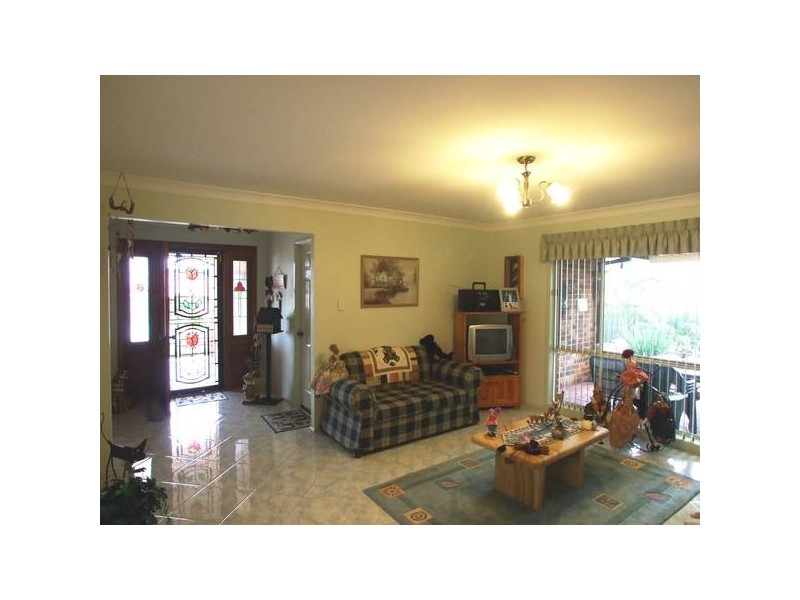 31 Tradewinds Avenue, Summerland Point NSW 2259