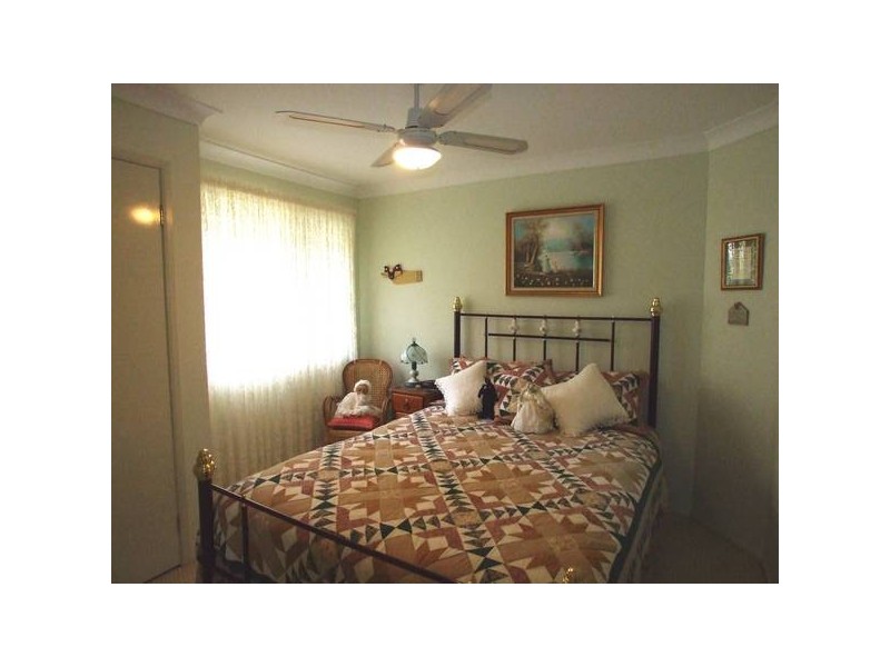 31 Tradewinds Avenue, Summerland Point NSW 2259