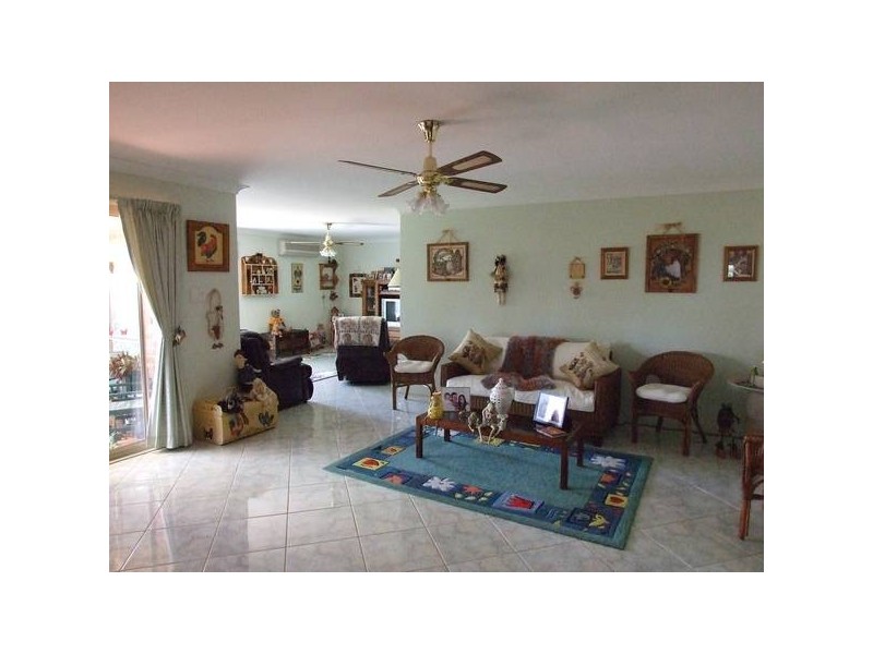 31 Tradewinds Avenue, Summerland Point NSW 2259