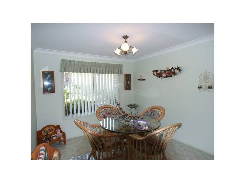 31 Tradewinds Avenue, Summerland Point NSW 2259
