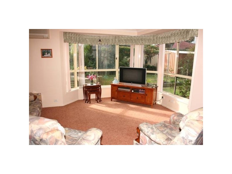 1 Myee Close, Blue Haven NSW 2262