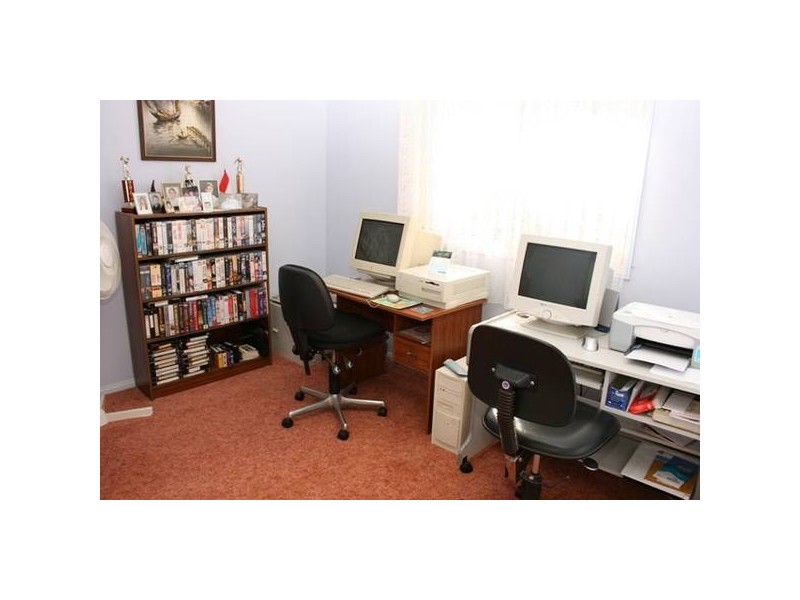 1 Myee Close, Blue Haven NSW 2262