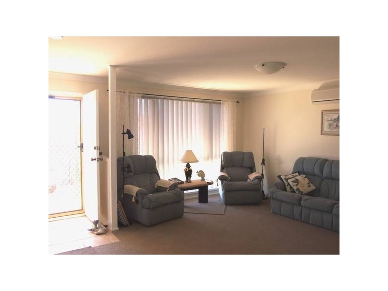 10 Rosella Circuit, Blue Haven NSW 2262