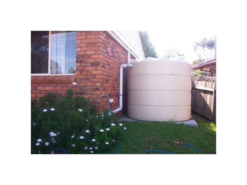 4 Helmar Close, Blue Haven NSW 2262