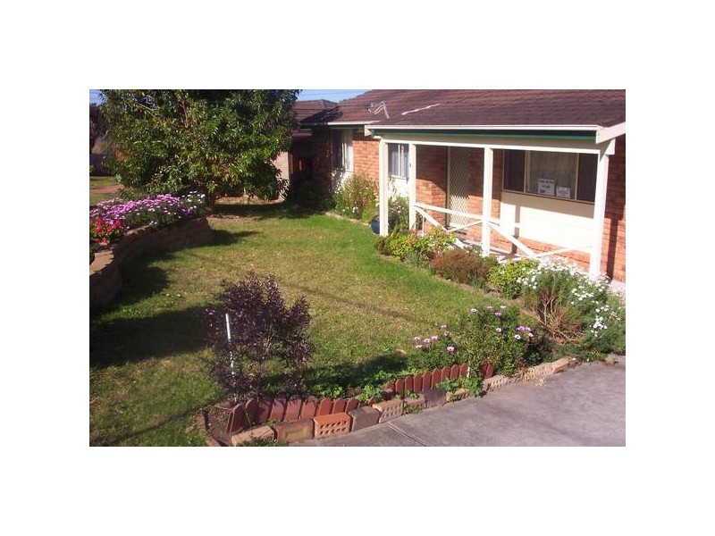 4 Helmar Close, Blue Haven NSW 2262