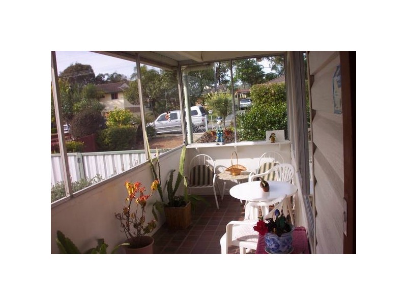 68 Campbell Parade, Mannering Park NSW 2259