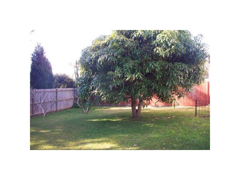 68 Campbell Parade, Mannering Park NSW 2259