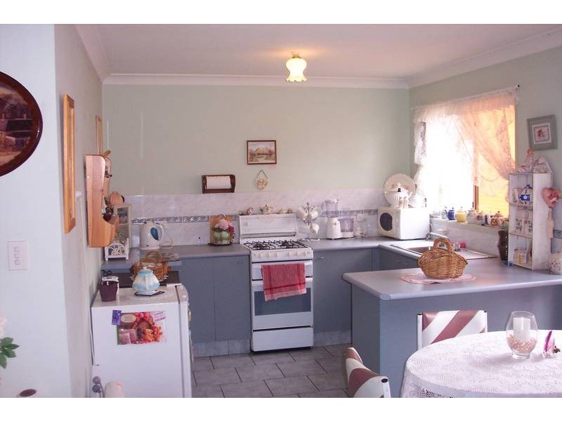 1 Pipe Lane, Gorokan NSW 2263