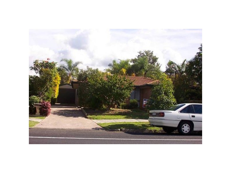 30 Gorokan Dr,, Gorokan NSW 2263