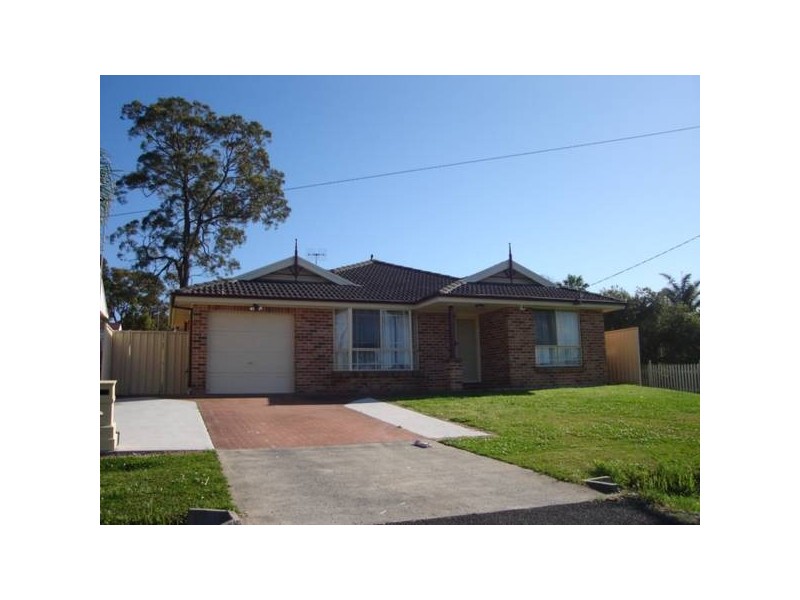 33 Coorabin Street, Gorokan NSW 2263