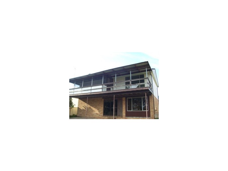 26 Mary Street, Gorokan NSW 2263