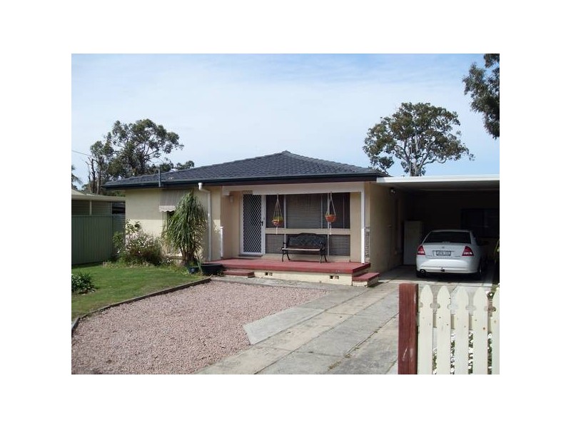 17 Discombe Avenue, Kanwal NSW 2259