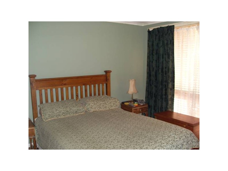 17 Discombe Avenue, Kanwal NSW 2259