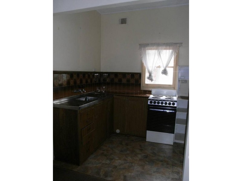 2 Vena Avenue, Gorokan NSW 2263