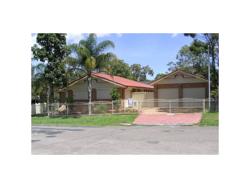 2 McCrea Bvd, San Remo NSW 2262