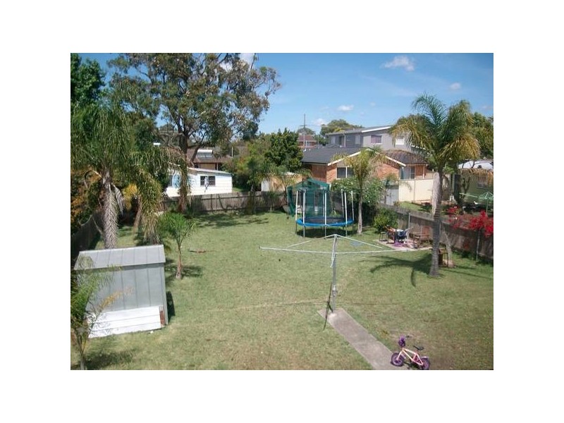 56 Oceanview Road, Gorokan NSW 2263