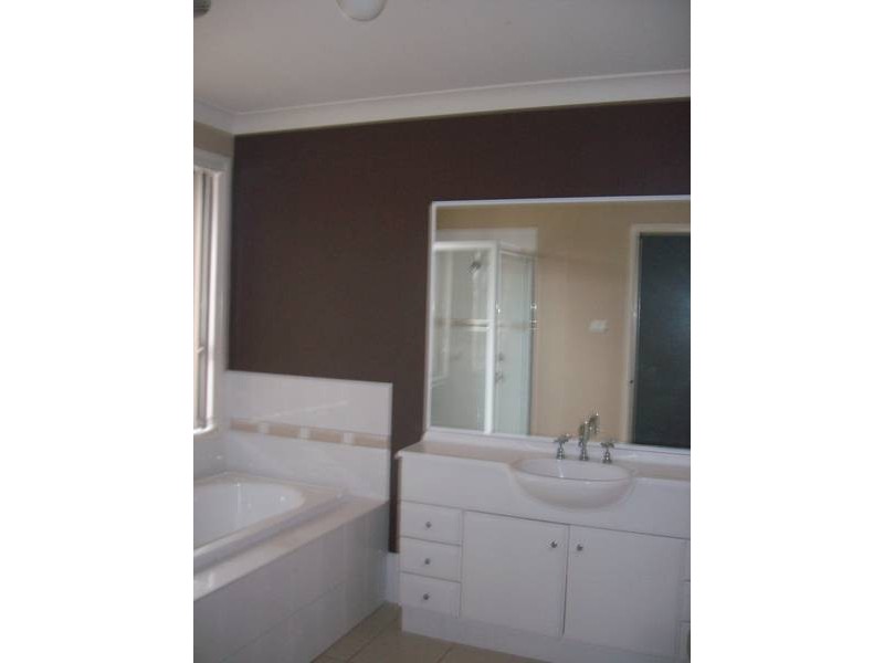2 Wilga Close, Blue Haven NSW 2262