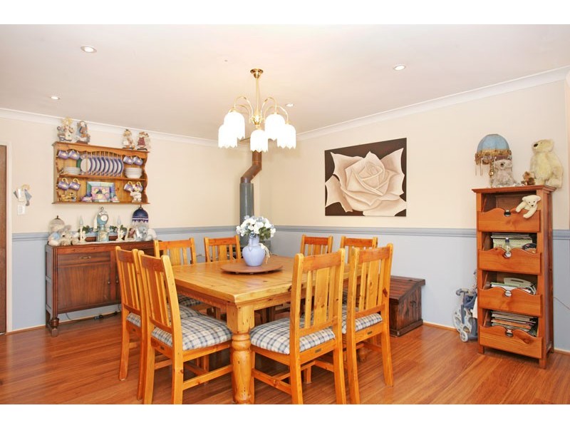 6 Coverdale Close, Lake Haven NSW 2263