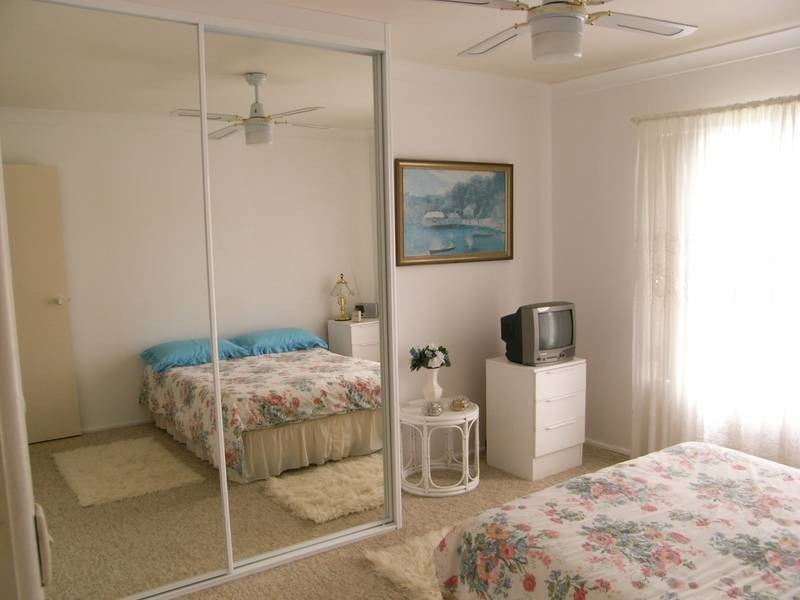32 Robson Avenue, Gorokan NSW 2263