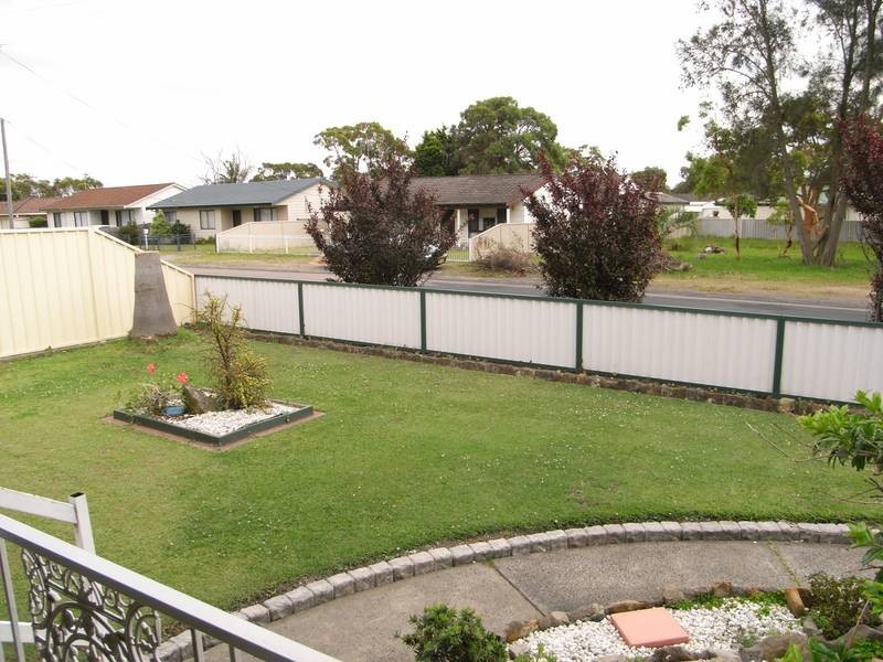 32 Robson Avenue, Gorokan NSW 2263