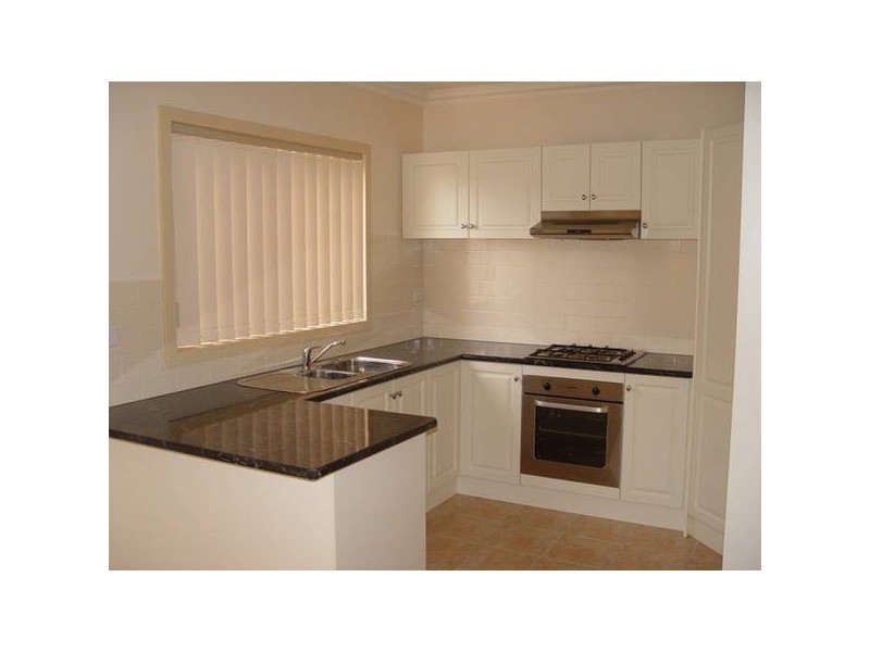 1/86 Robinsons Road, Deer Park VIC 3023