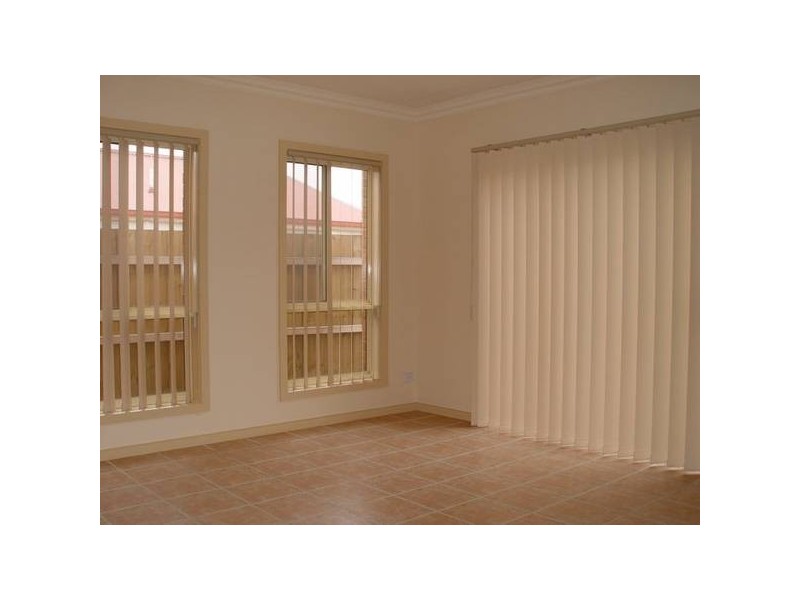 1/86 Robinsons Road, Deer Park VIC 3023