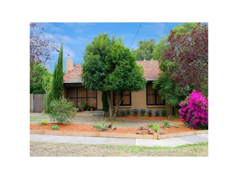 North Road, Reservoir VIC 3073