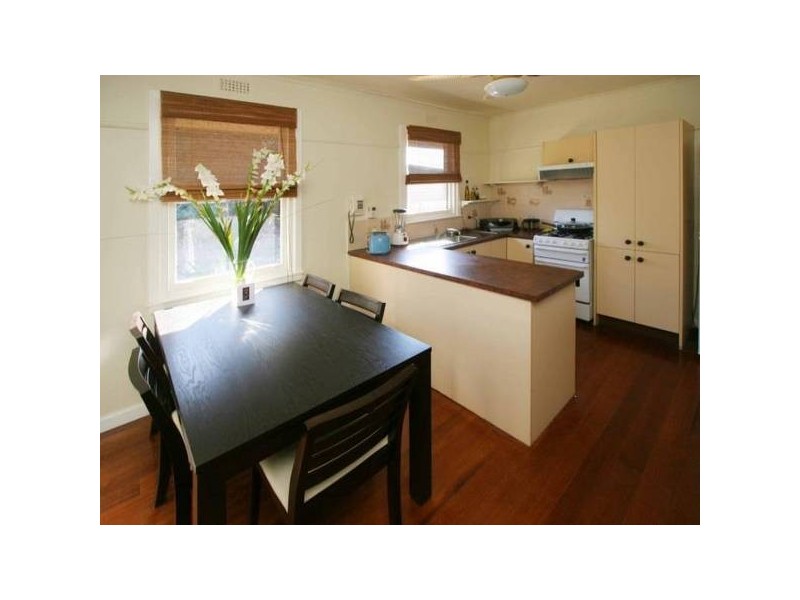 North Road, Reservoir VIC 3073