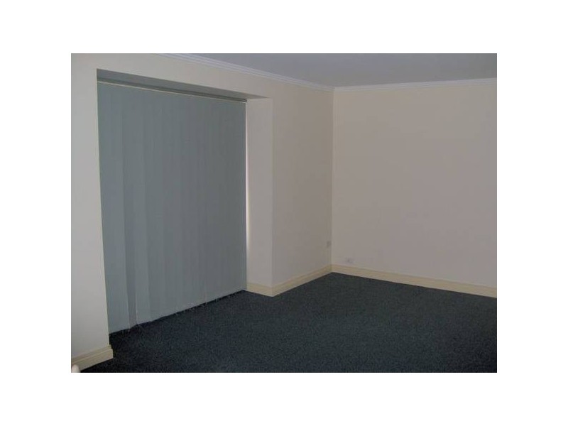 Collins Street, Preston West VIC 3072