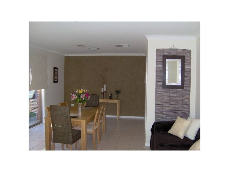 Whitby Street, Reservoir VIC 3073