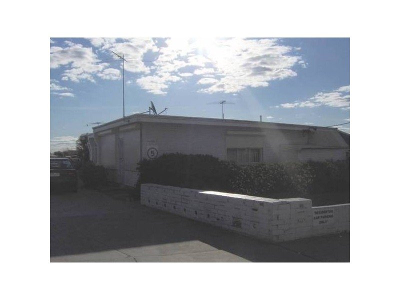 1/25 Ashley Street, Reservoir VIC 3073