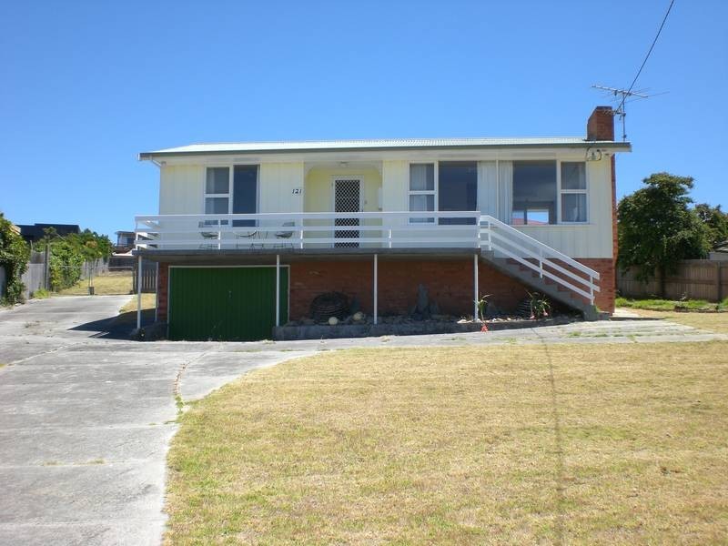 1/121 Westwood Street, Bridport TAS 7262
