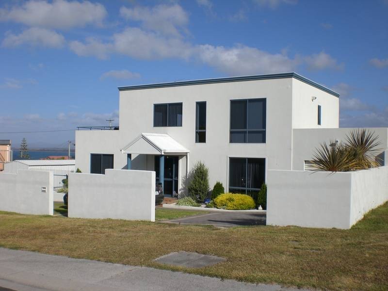 7 Cross Street, Bridport TAS 7262