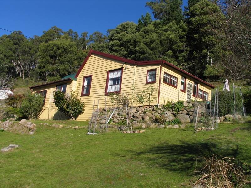 8 Lower Cascade Road, Derby TAS 7264