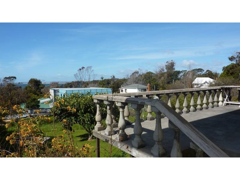 8 Westwood Street, Bridport TAS 7262