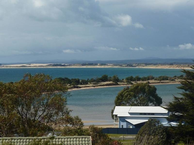 3/23 Emma Street, Bridport TAS 7262