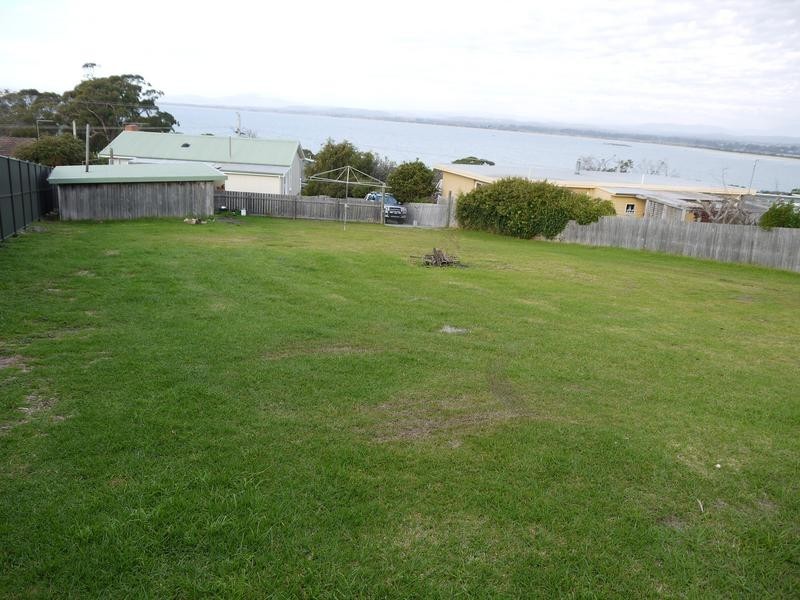 2/121 Westwood Street, Bridport TAS 7262