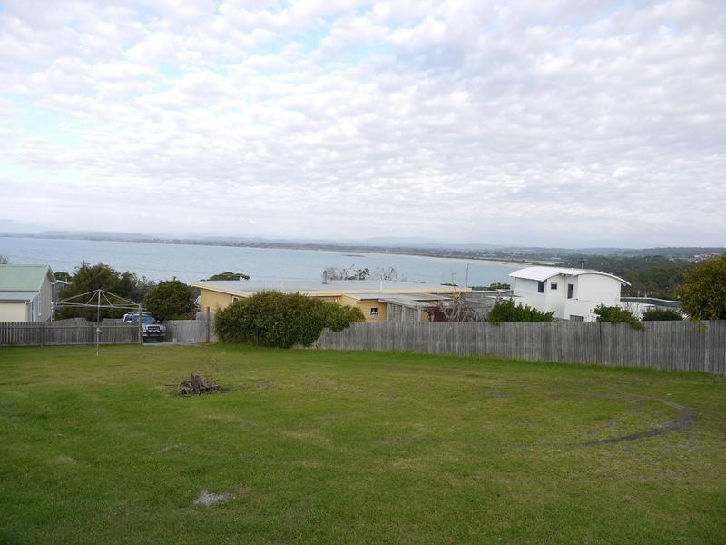 2/121 Westwood Street, Bridport TAS 7262