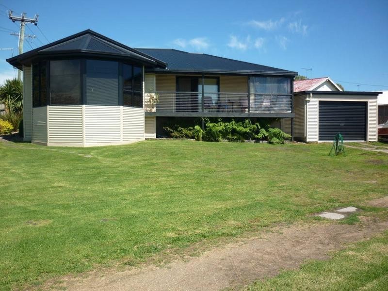1 Westwood Street, Bridport TAS 7262
