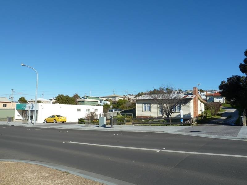 97 – 99 Main Street, Bridport TAS 7262