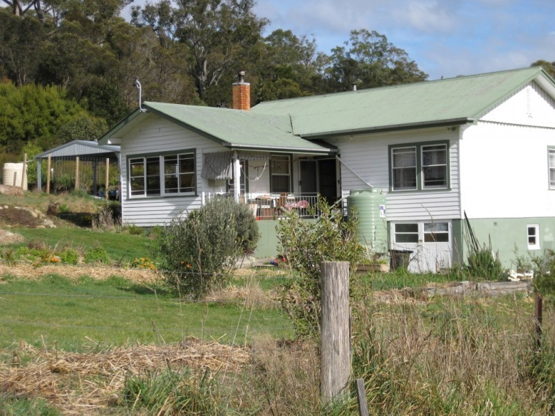6 Alfred Street, Pioneer TAS 7264