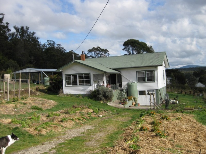 6 Alfred Street, Pioneer TAS 7264