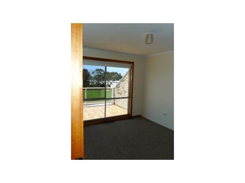 9/87 Main Street, Bridport TAS 7262