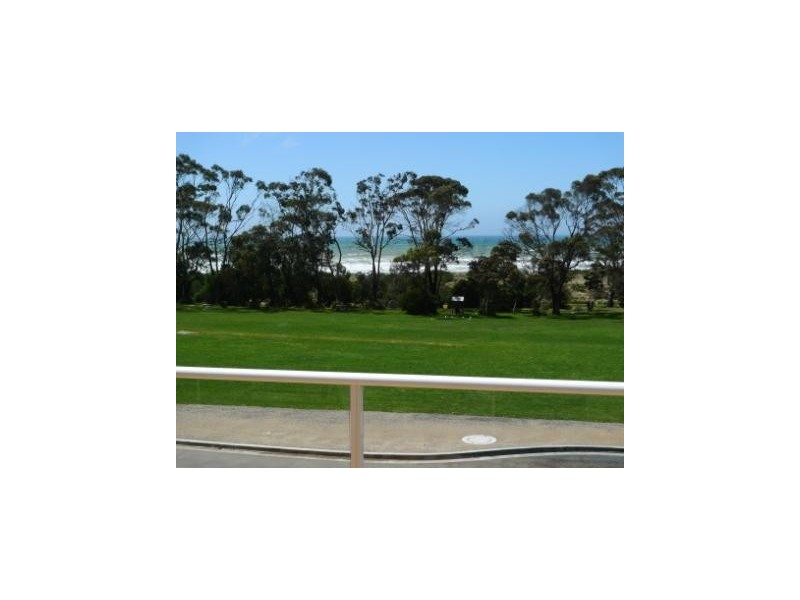 9/87 Main Street, Bridport TAS 7262