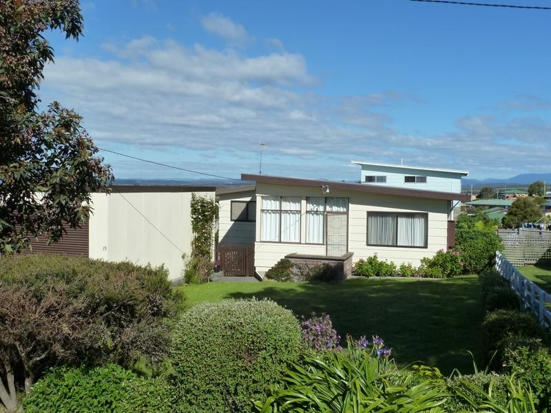 15 Henry Street, Bridport TAS 7262