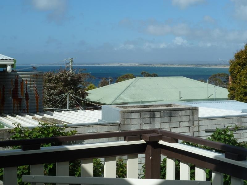 15 Henry Street, Bridport TAS 7262